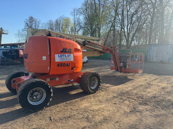 Коленчатый подъемник JLG 450AJ, 2006г
