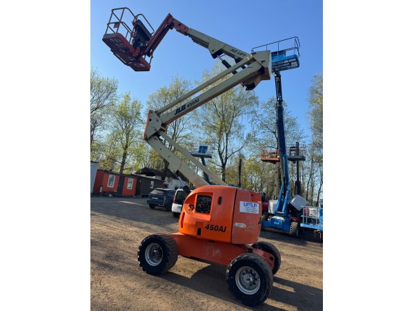 Коленчатый подъемник JLG 450AJ, 2006г