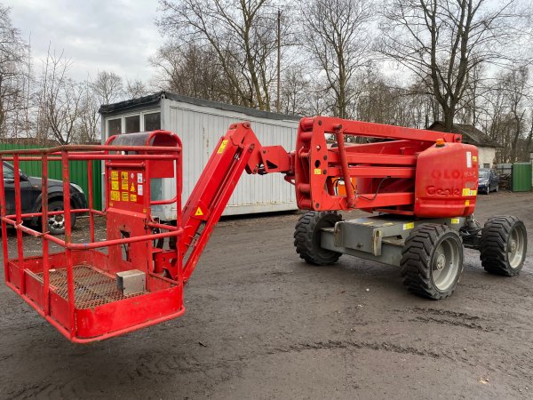 Коленчатый подъемник GENIE Z-45/25