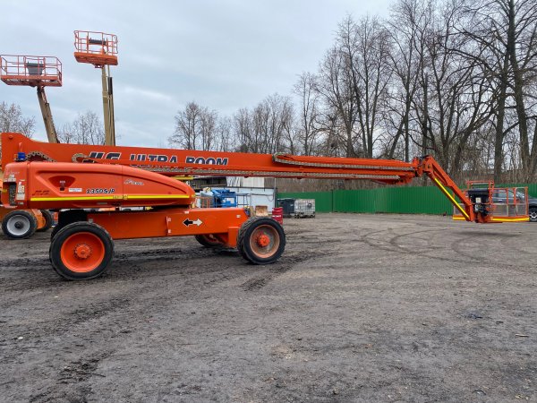Телескопический подъемник JLG 1350 SJP