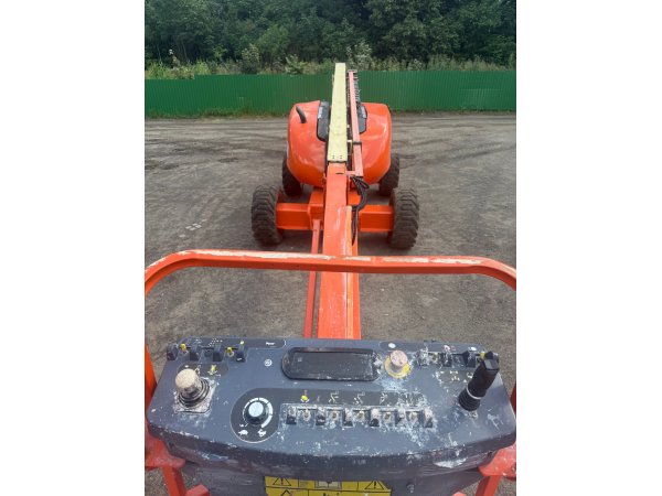 Коленчатый подъемник JLG 600AJ, 2012
