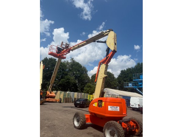 Коленчатый подъемник JLG 600AJ, 2012
