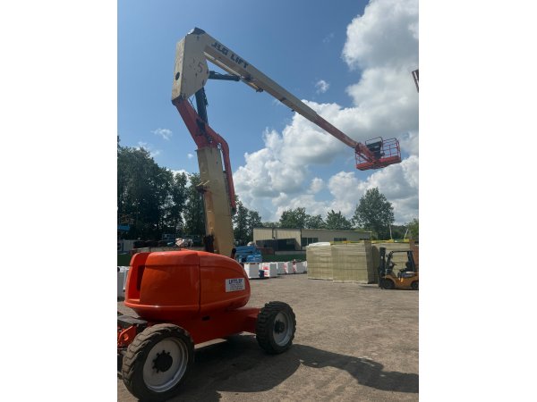 Коленчатый подъемник JLG 600AJ, 2012