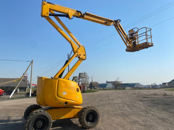 Коленчатый подъемник HAULOTTE HA 16SPX