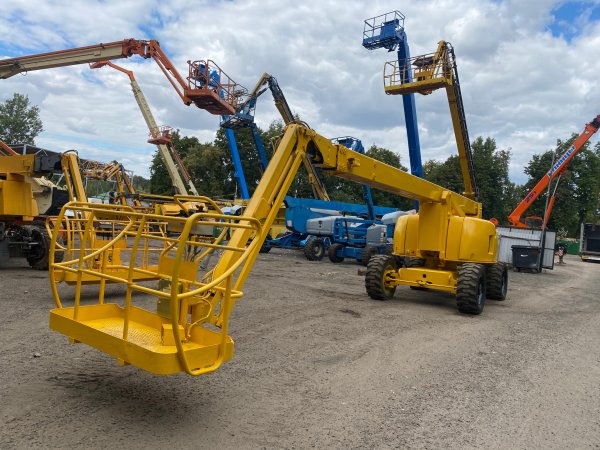 Коленчатый подъемник Haulotte HA 260PX