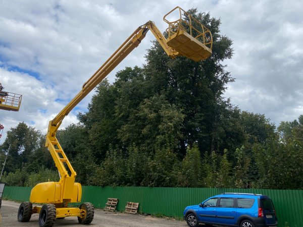Коленчатый подъемник Haulotte HA 260PX