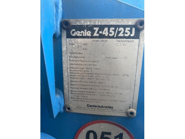 Коленчатый подъемник GENIE Z45/25