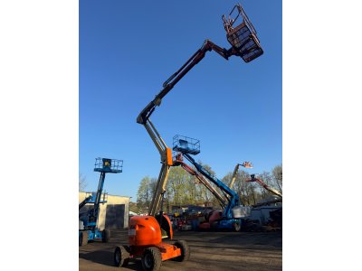 Коленчатый подъемник JLG 450AJ, 2006г