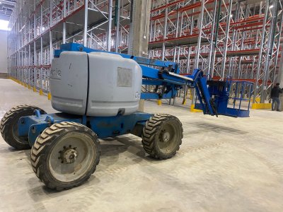 Коленчатый подъемник Genie Z45/25