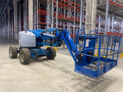 Коленчатый подъемник Genie Z45/25