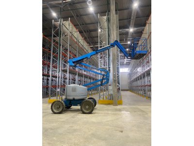 Коленчатый подъемник Genie Z45/25
