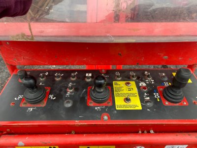 Коленчатый подъемник GENIE Z-45/25
