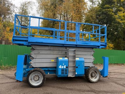 Ножничный подъемник Genie GS-5390, 2011