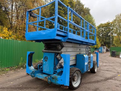 Ножничный подъемник Genie GS-5390, 2011